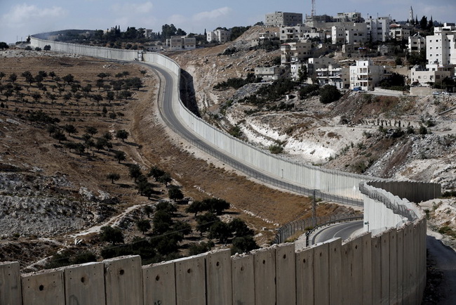 ISRAEL-PALESTINIANS-CONFLICT-WALL
